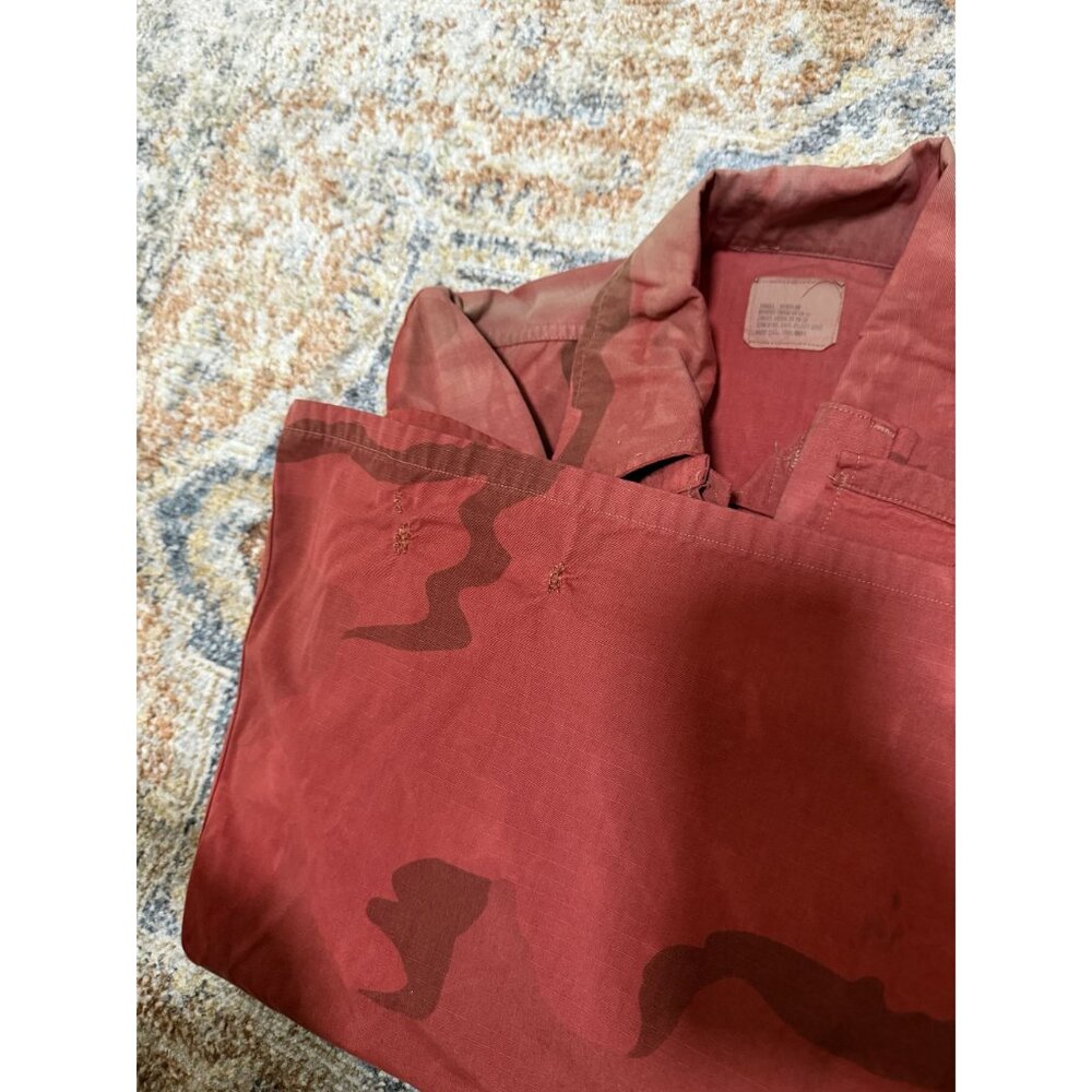 US Military Camo Utility Shirt Small Rosie The Riveter We Can Do It Graphic - Picture 9 of 9